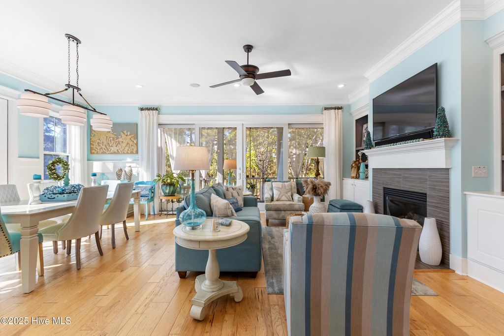 Image 14 of property listing at 1224 Spot Lane, Carolina Beach, NC 28428