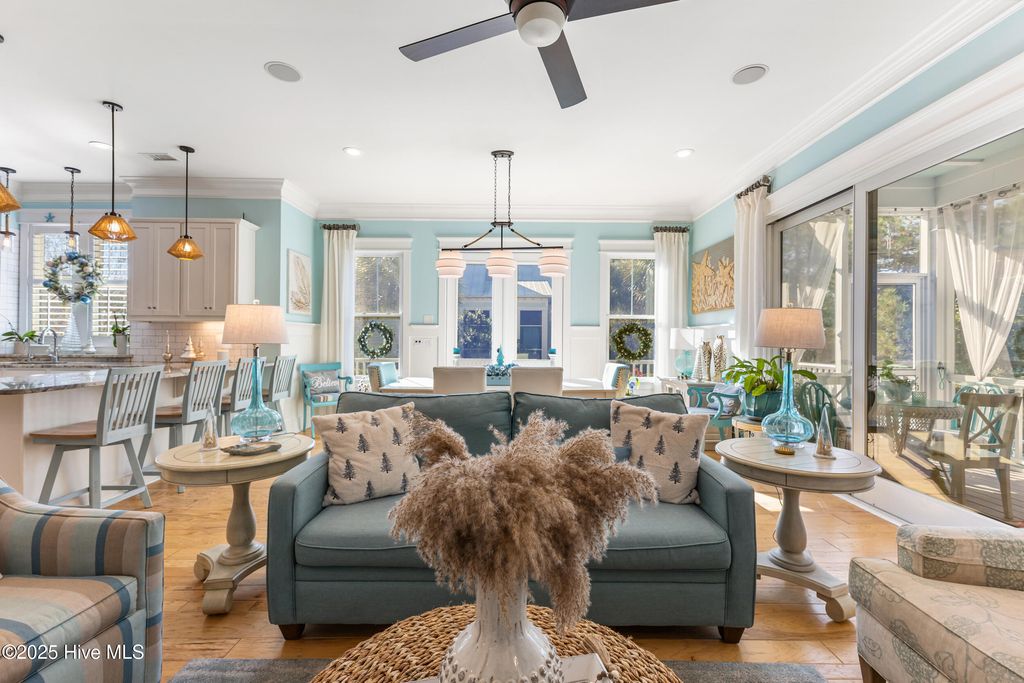 Image 17 of property listing at 1224 Spot Lane, Carolina Beach, NC 28428