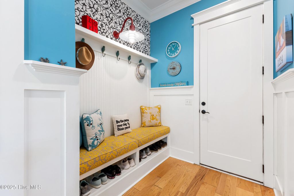 Image 28 of property listing at 1224 Spot Lane, Carolina Beach, NC 28428