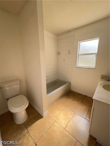 817 Holmes AVE, Lehigh Acres, FL 33974