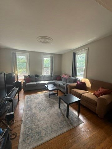 64 Linwood 1, Melrose, MA 02176