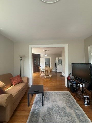 64 Linwood 1, Melrose, MA 02176