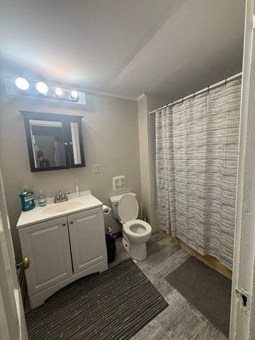 64 Linwood 1, Melrose, MA 02176