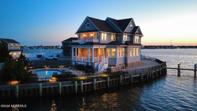 3505 Churchill Drive, Toms River, NJ 08753