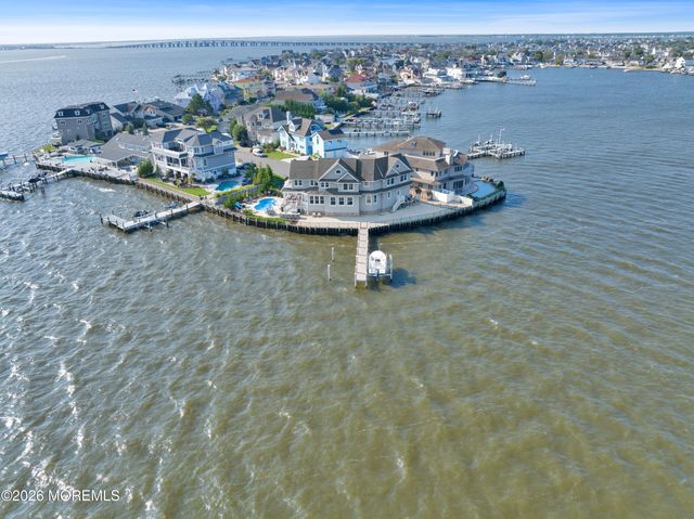 3505 Churchill Drive, Toms River, NJ 08753