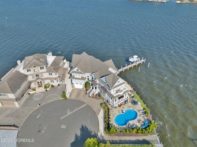 3505 Churchill Drive, Toms River, NJ 08753