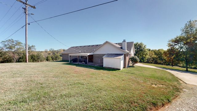 1300 Bear Creek Road, Lawrenceburg, KY 40342