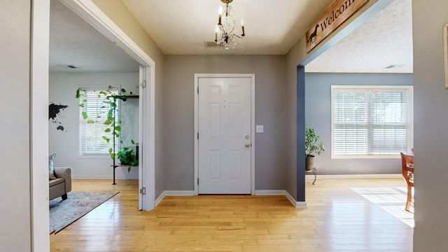 1300 Bear Creek Road, Lawrenceburg, KY 40342