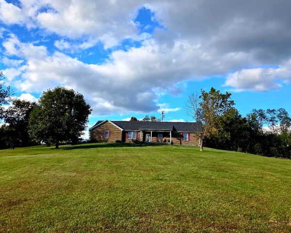1300 Bear Creek Road, Lawrenceburg, KY 40342