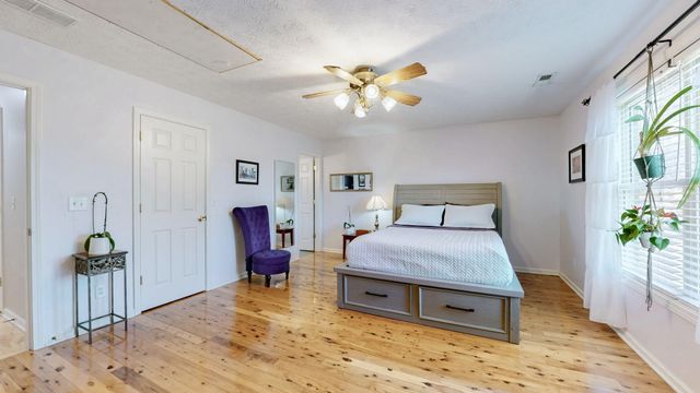 1300 Bear Creek Road, Lawrenceburg, KY 40342