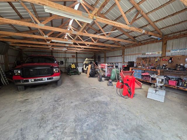 1300 Bear Creek Road, Lawrenceburg, KY 40342