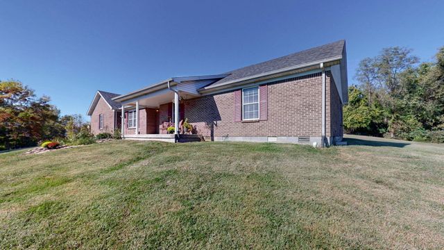 1300 Bear Creek Road, Lawrenceburg, KY 40342