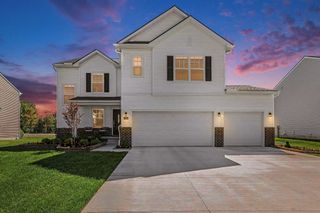 54566 Heron Circle, Chesterfield Twp, MI 48047