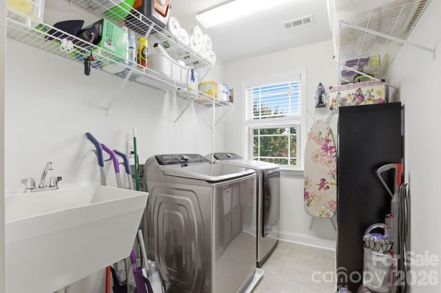 130 Eagles Landing Drive, Mooresville, NC 28117