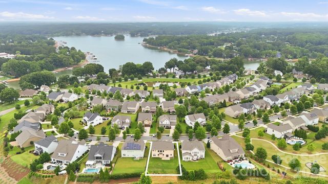 130 Eagles Landing Drive, Mooresville, NC 28117