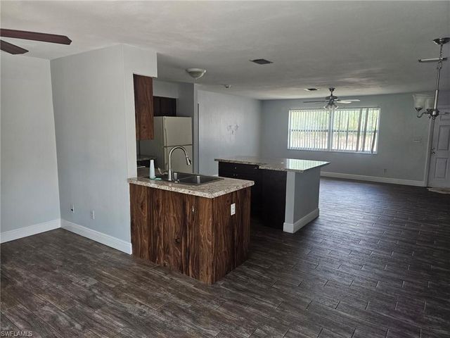 808 Greenwood AVE, Lehigh Acres, FL 33972