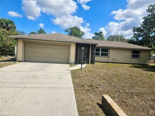 808 Greenwood AVE, Lehigh Acres, FL 33972