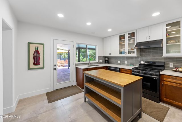 525 W PALO VERDE Drive, Phoenix, AZ 85013