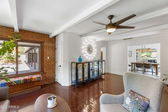 525 W PALO VERDE Drive, Phoenix, AZ 85013