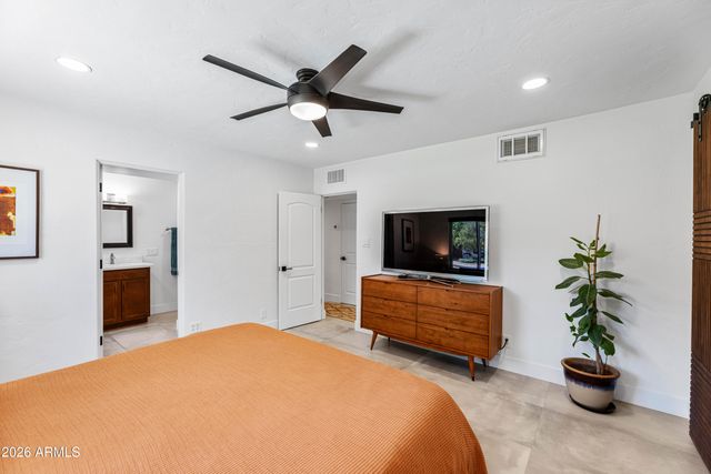 525 W PALO VERDE Drive, Phoenix, AZ 85013
