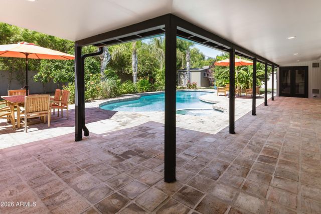 525 W PALO VERDE Drive, Phoenix, AZ 85013