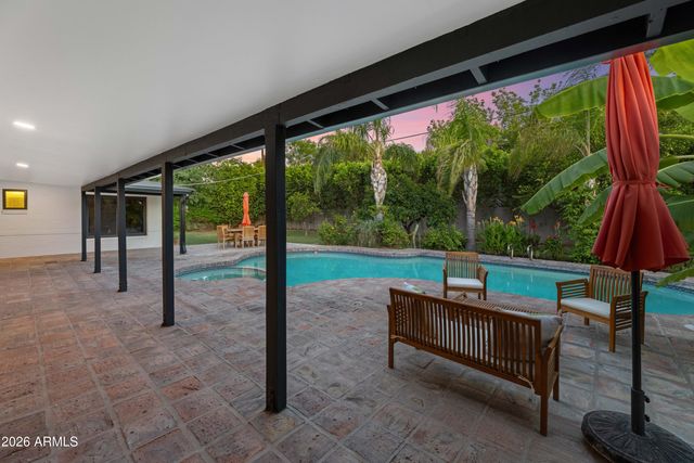 525 W PALO VERDE Drive, Phoenix, AZ 85013