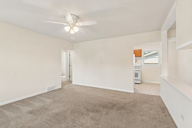 2716 Mohawk Road, Waukegan, IL 60087