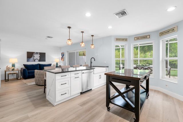1526 S Club Drive, Wellington, FL 33414