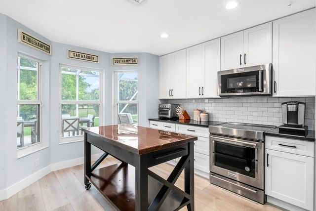 1526 S Club Drive, Wellington, FL 33414