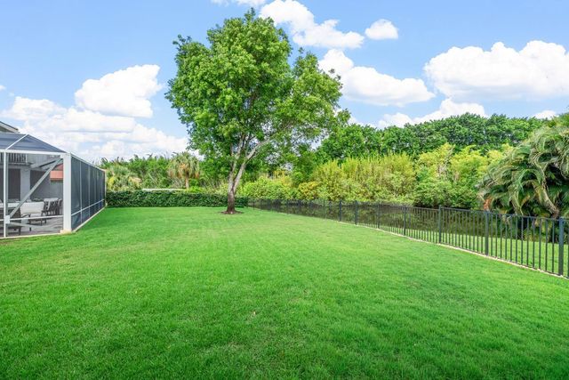 1526 S Club Drive, Wellington, FL 33414