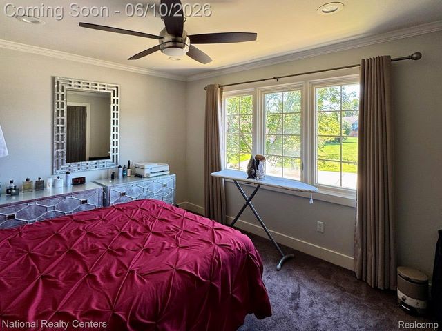 39376 Heatherbrook Drive, Farmington Hills, MI 48331