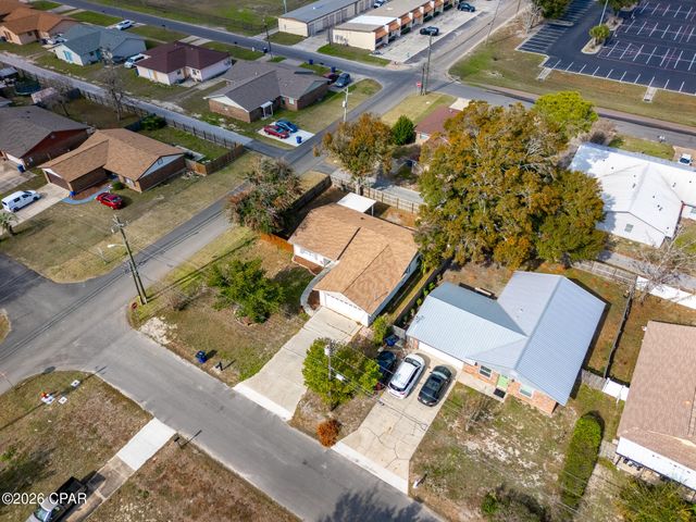 3946 W 21st Place, Panama City, FL 32405