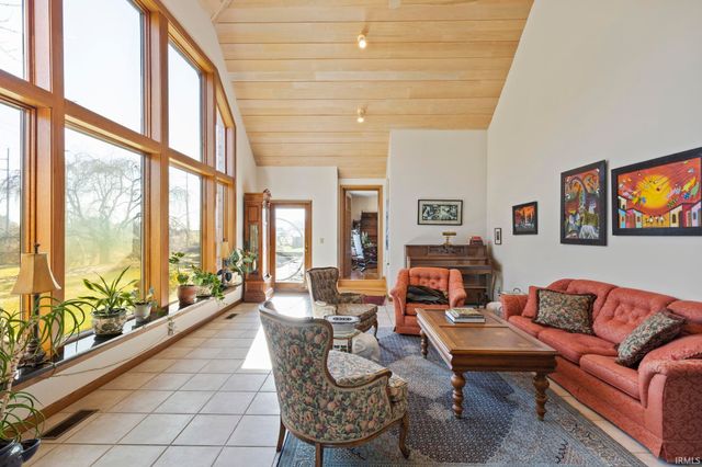 19730 Peach Ridge Road, Goshen, IN 46526