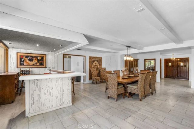 22275 Canyon Club, Canyon Lake, CA 92587