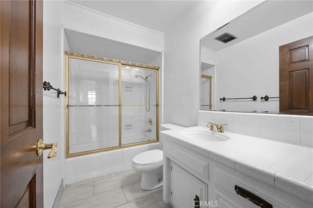 22275 Canyon Club, Canyon Lake, CA 92587