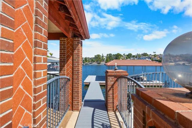 22275 Canyon Club, Canyon Lake, CA 92587