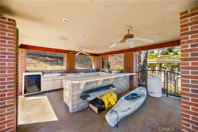 22275 Canyon Club, Canyon Lake, CA 92587