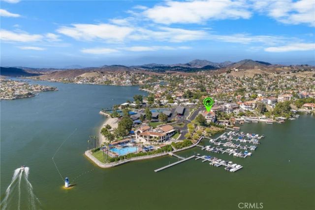 22275 Canyon Club, Canyon Lake, CA 92587