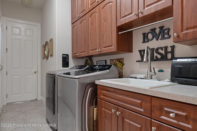 9224 Mississippi, Weeki Wachee, FL 34613