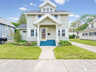 727 Glenwood Avenue, Jackson, MI 49203