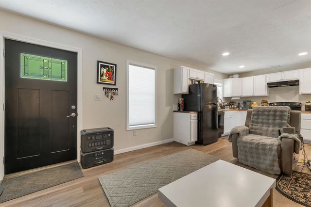 3 Oak Hill Road, Northfield, NH 03276