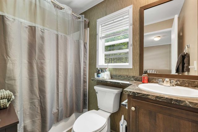 3 Oak Hill Road, Northfield, NH 03276