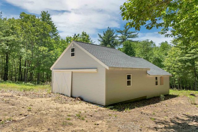 3 Oak Hill Road, Northfield, NH 03276