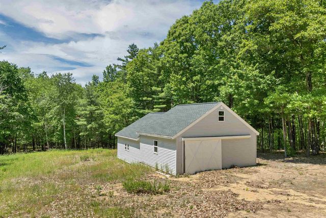 3 Oak Hill Road, Northfield, NH 03276