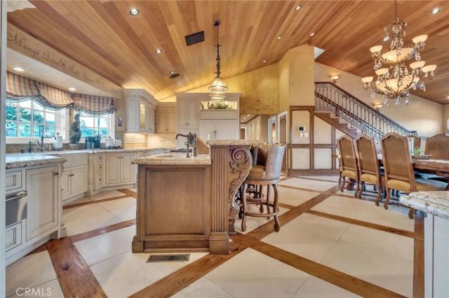 16 Saddle, Rancho Palos Verdes, CA 90275