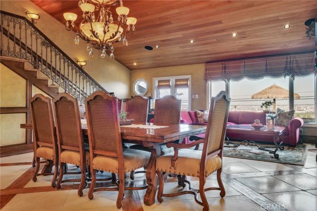 16 Saddle, Rancho Palos Verdes, CA 90275