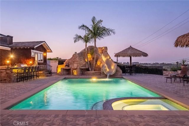 16 Saddle, Rancho Palos Verdes, CA 90275