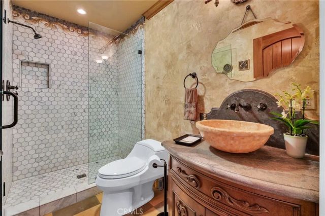 16 Saddle, Rancho Palos Verdes, CA 90275