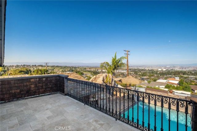 16 Saddle, Rancho Palos Verdes, CA 90275