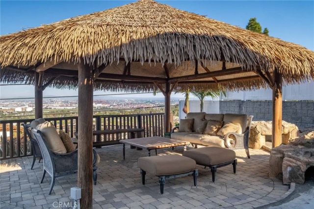 16 Saddle, Rancho Palos Verdes, CA 90275